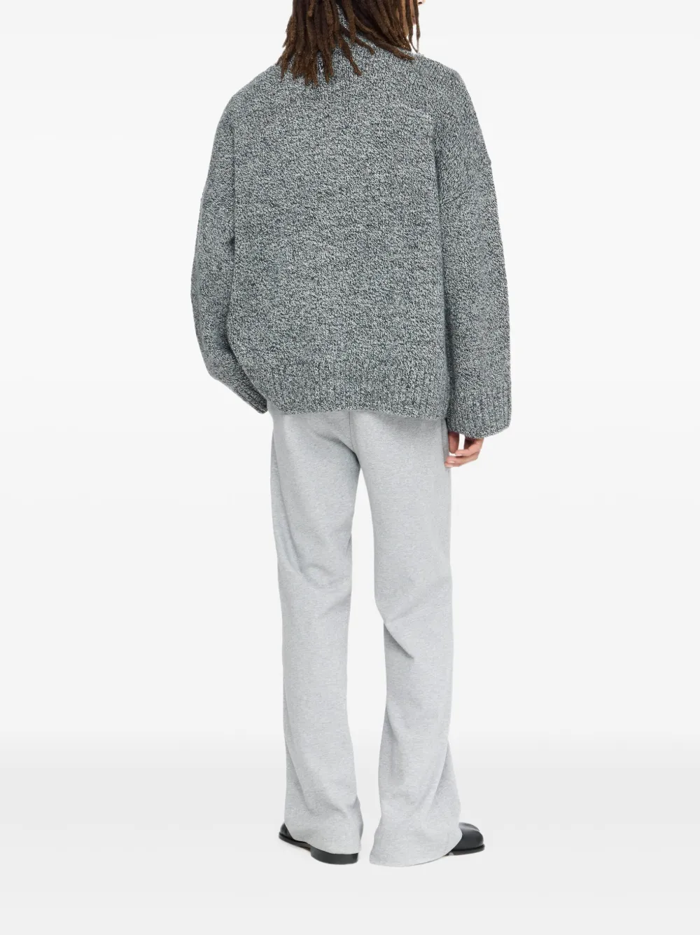 JW Anderson Trui met hoge hals en leren zak Grijs