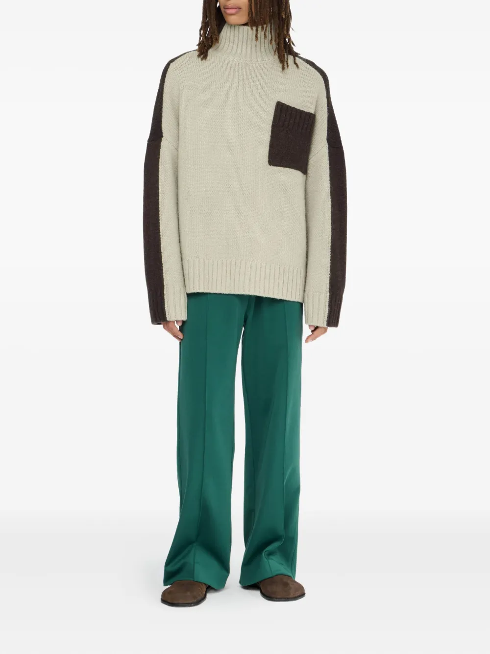 JW Anderson Trui met hoge hals en vlakken - Beige