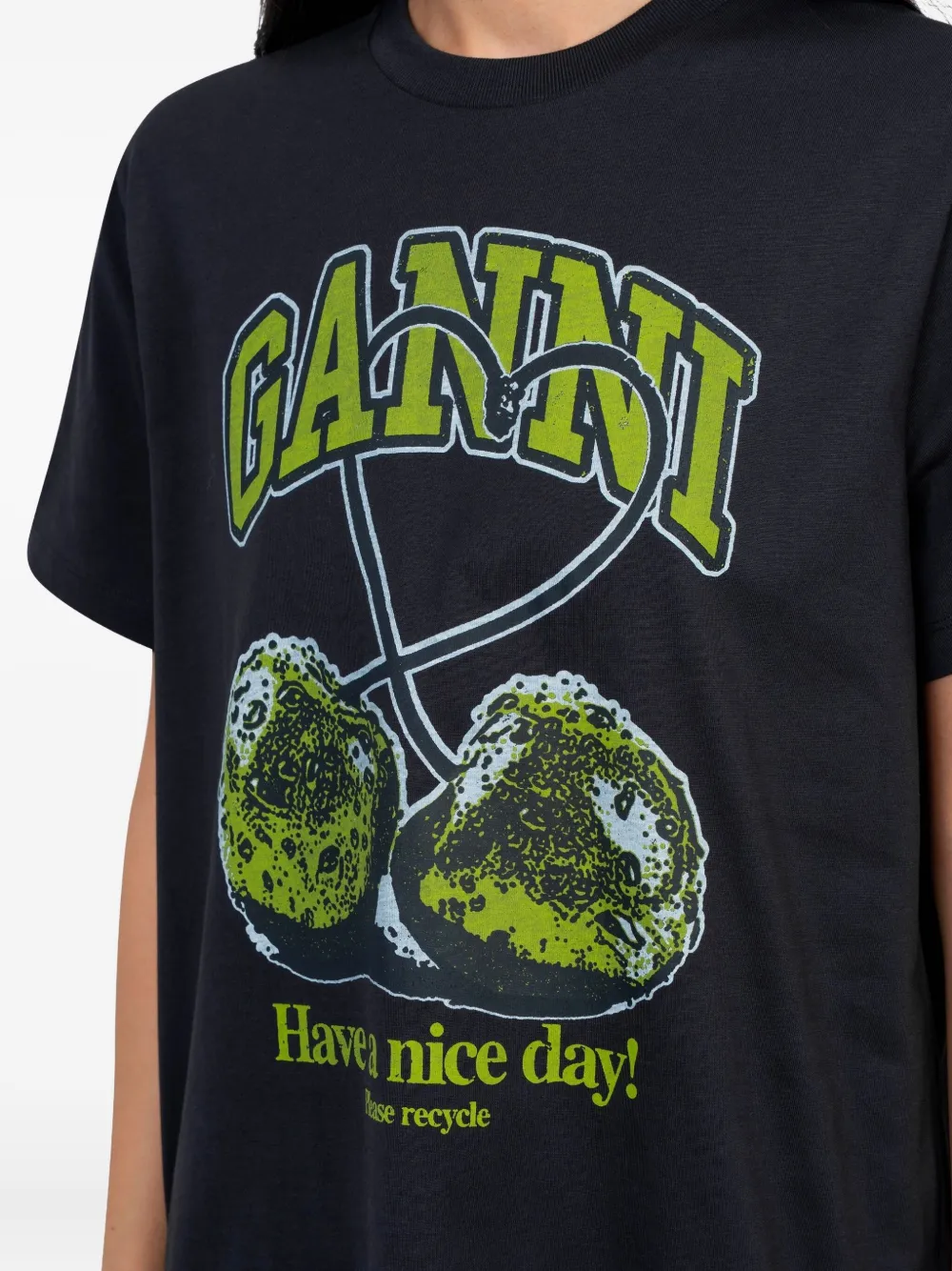 Ganni T-shirt Mit Kirschen-print In Black