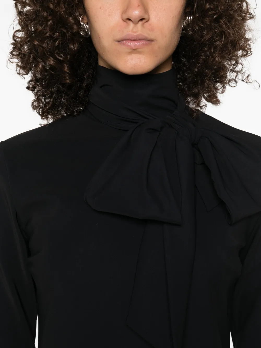 CHIARA BONI La Petite Robe Jurk met gestrikte hals en cropped mouwen Zwart