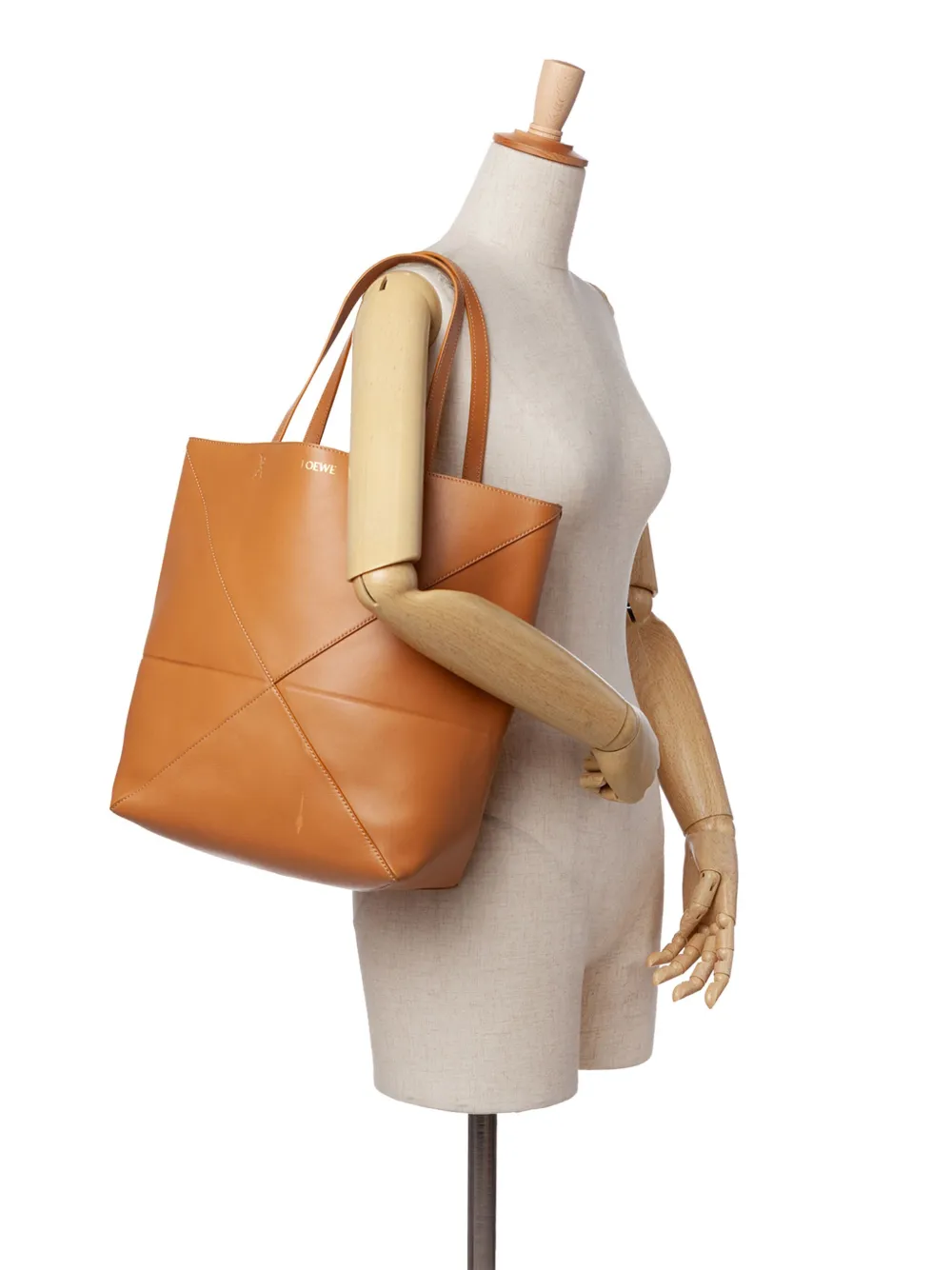 Loewe Pre-Owned 2023 Medium Shiny Calfskin Puzzle Fold tote bag | Pre-Owned | Image 2