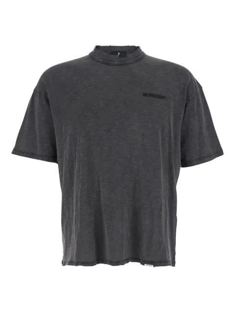 Represent playera con cuello redondo y logo bordado