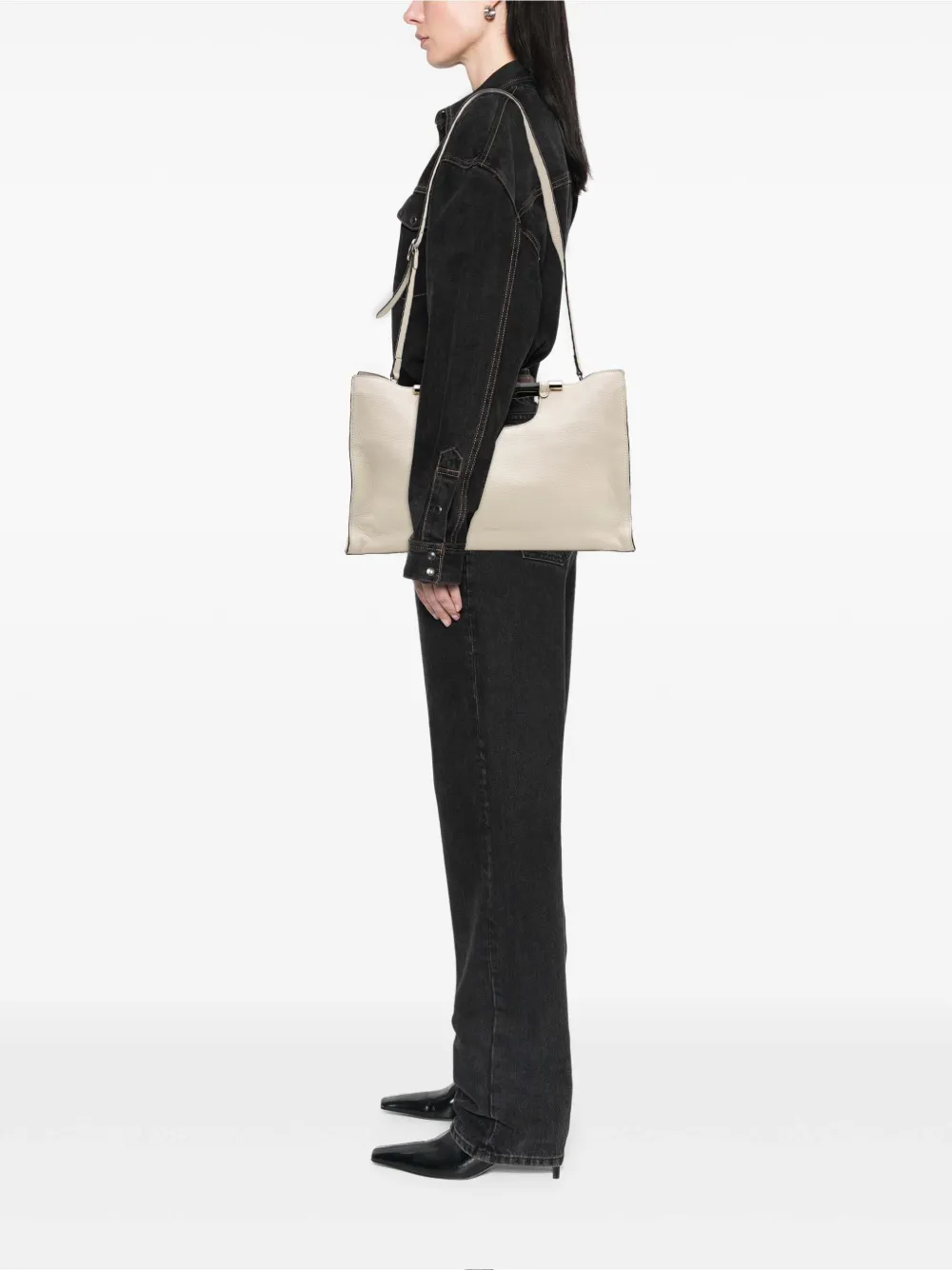 Gucci Pre-Owned 2016-2024 Medium Calfskin Bamboo Daily Shopper satchel | Pre-Owned | Image 2