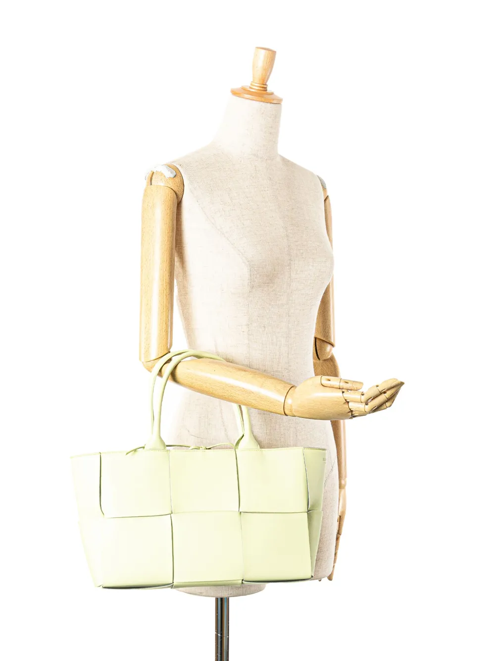 Bottega Veneta Pre-Owned 2012-2025 Small Lambskin Intrecciato Arco tote bag | Pre-Owned | Image 2