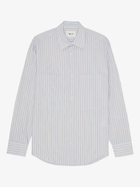NN07 A light, smooth shirt in cotton, woven in a yarn dyed stripe.