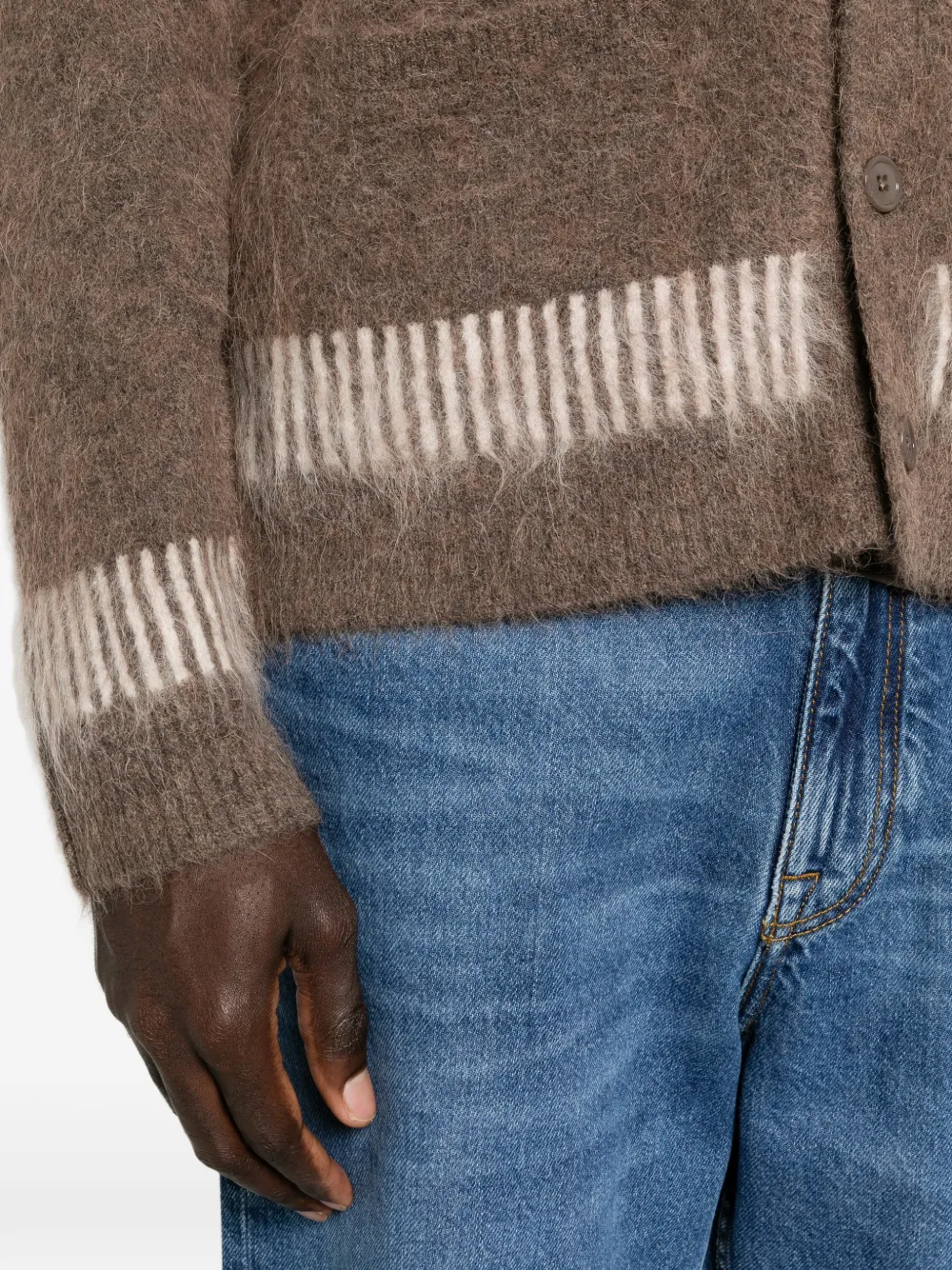 NN07 Russell 60012 vest met V-hals Bruin