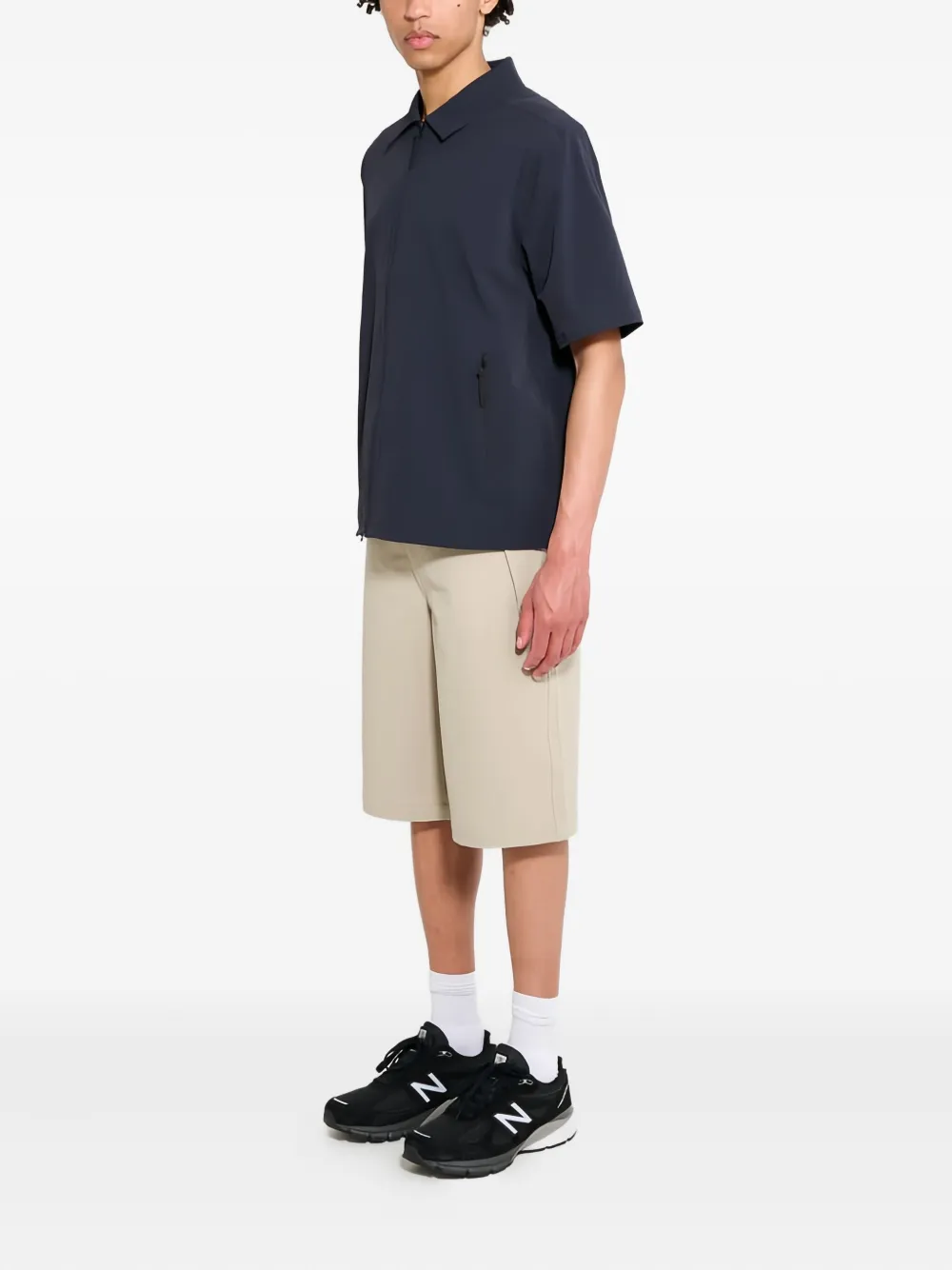 Hiking Patrol zip-fastening stretch shorts | Khaki Shorts | Image 2
