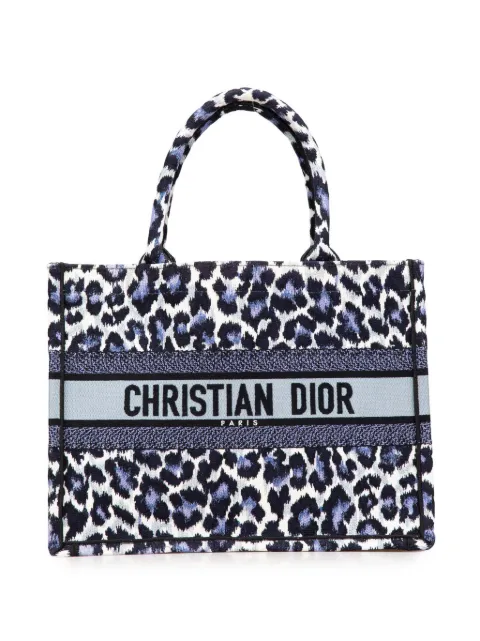 Christian Dior Pre-Owned شنطة عملية 'ميزا بوك' كانفا متوسطة مطرزة بنقش جلد الفهد 2023