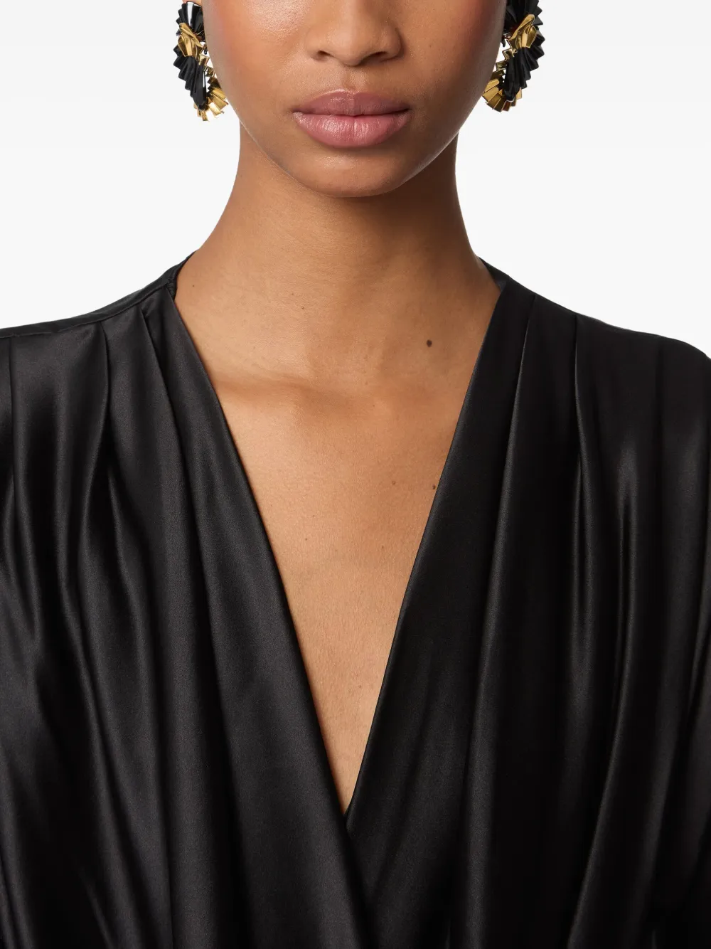 Nina Ricci Fluid Wings Pleated Earrings In Gold