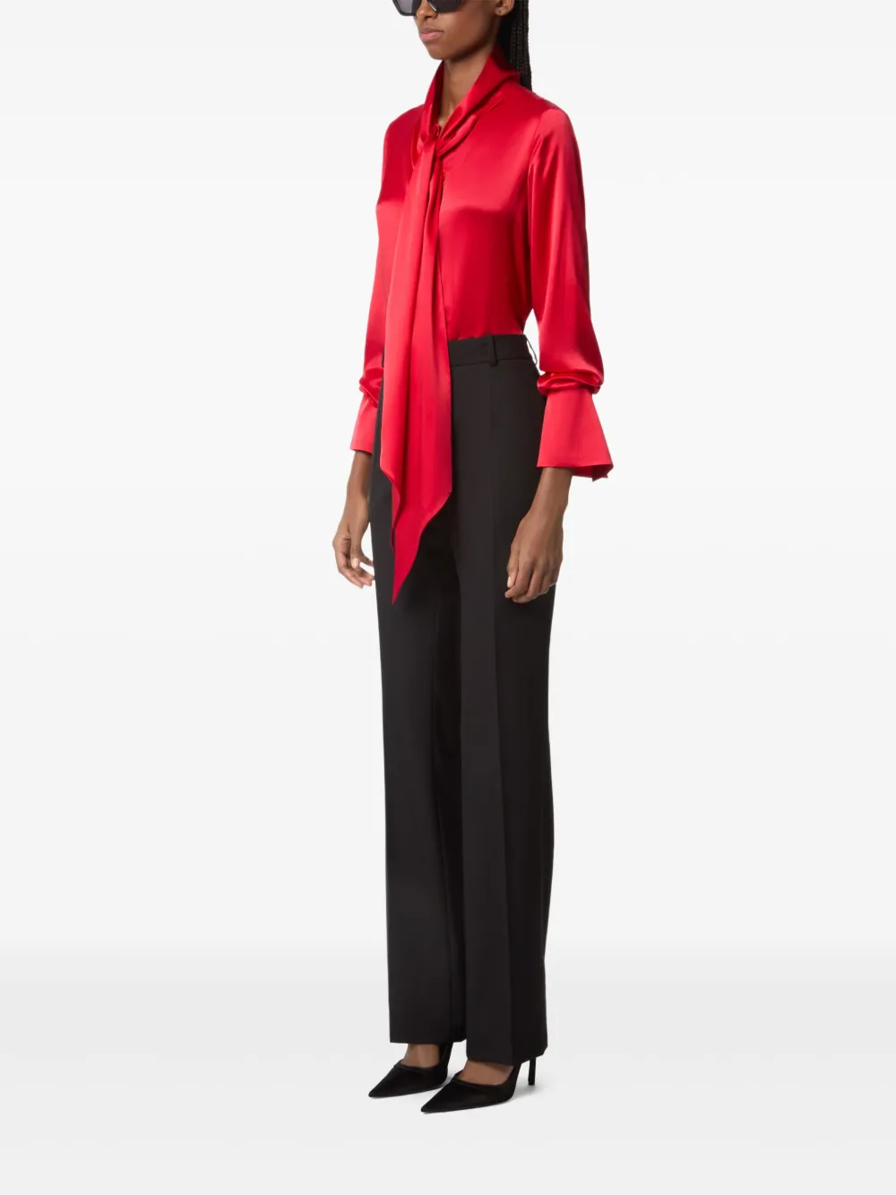 Nina Ricci Satijnen blouse met gestrikte hals Rood