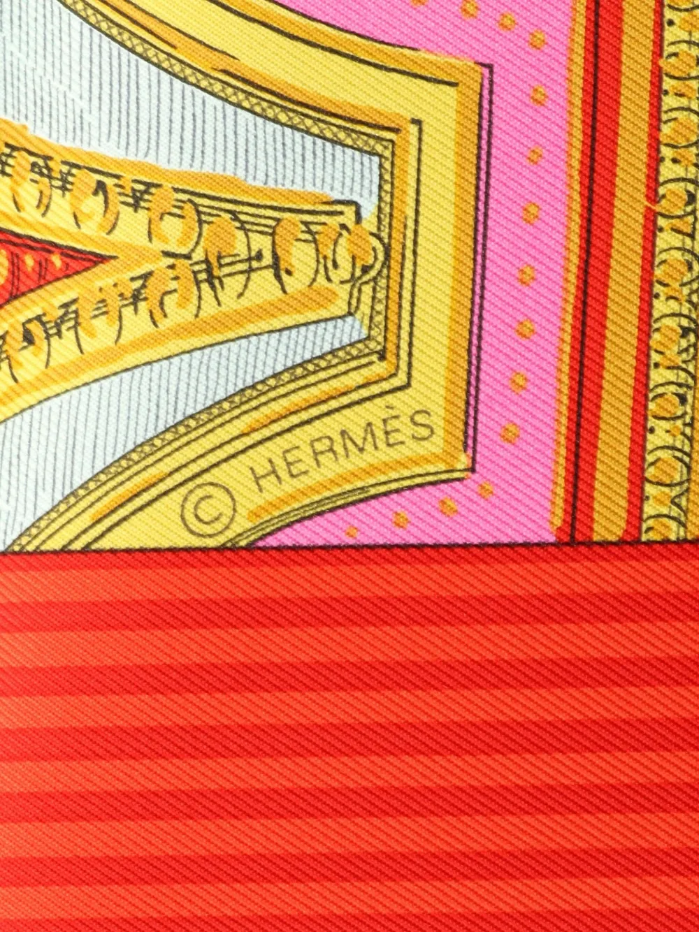 Hermès Pre-Owned 2020s Grand Theatre Nouveau scarf | Image 2