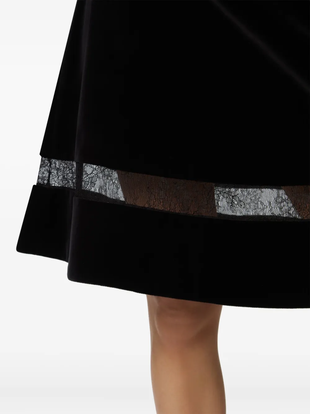 Nina Ricci Fluwelen mini-rok met kanten vlakken Zwart