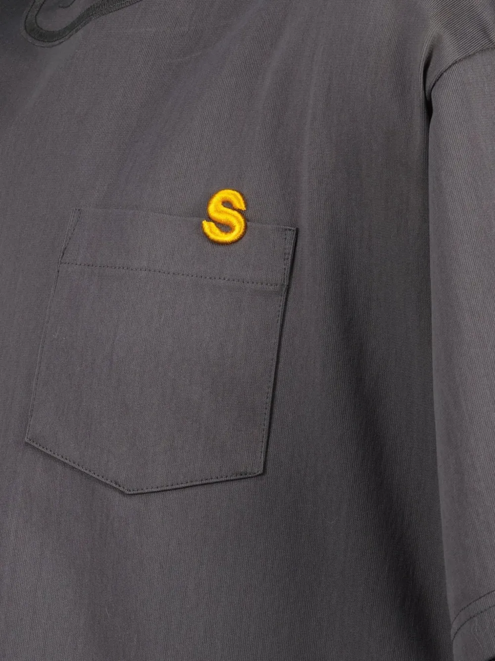sacai Katoenen T-shirt Grijs
