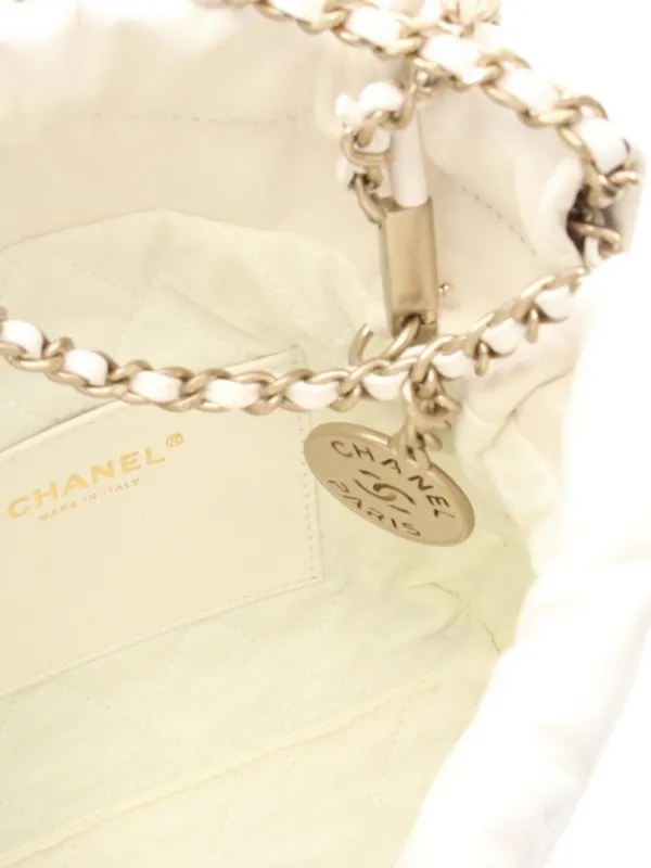 CHANEL Pre-Owned 2021 Chanel 22 Mini Chain Leather Bag | White