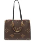 Louis Vuitton Pre-Owned 2021 monogram giant reverse On-the-go MM tote bag - Brown