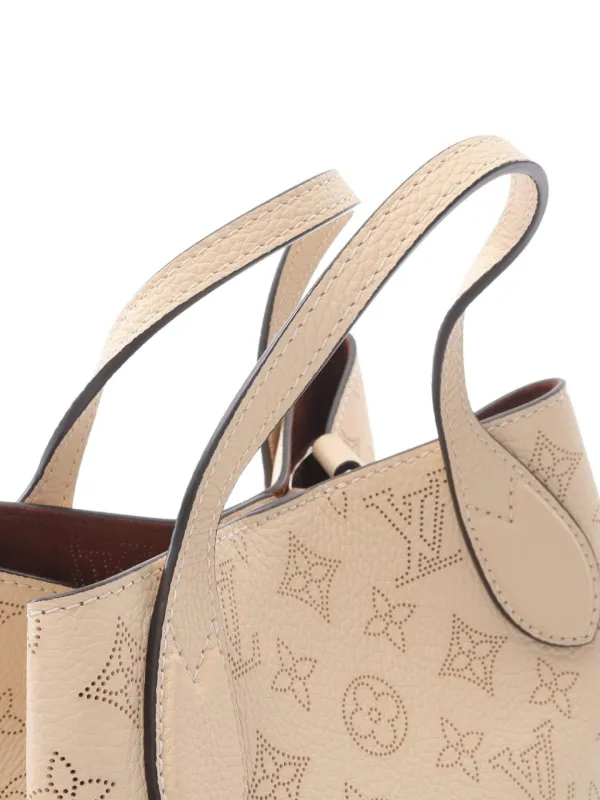 Louis Vuitton Pre-Owned 2021 Blossom PM Mahina Perforated Leather