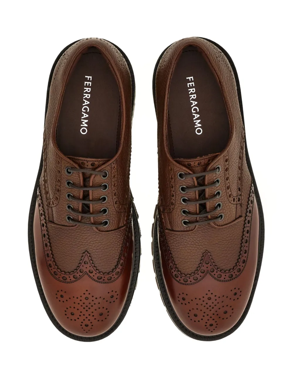 Ferragamo Brogue derby schoenen met wingtip Bruin