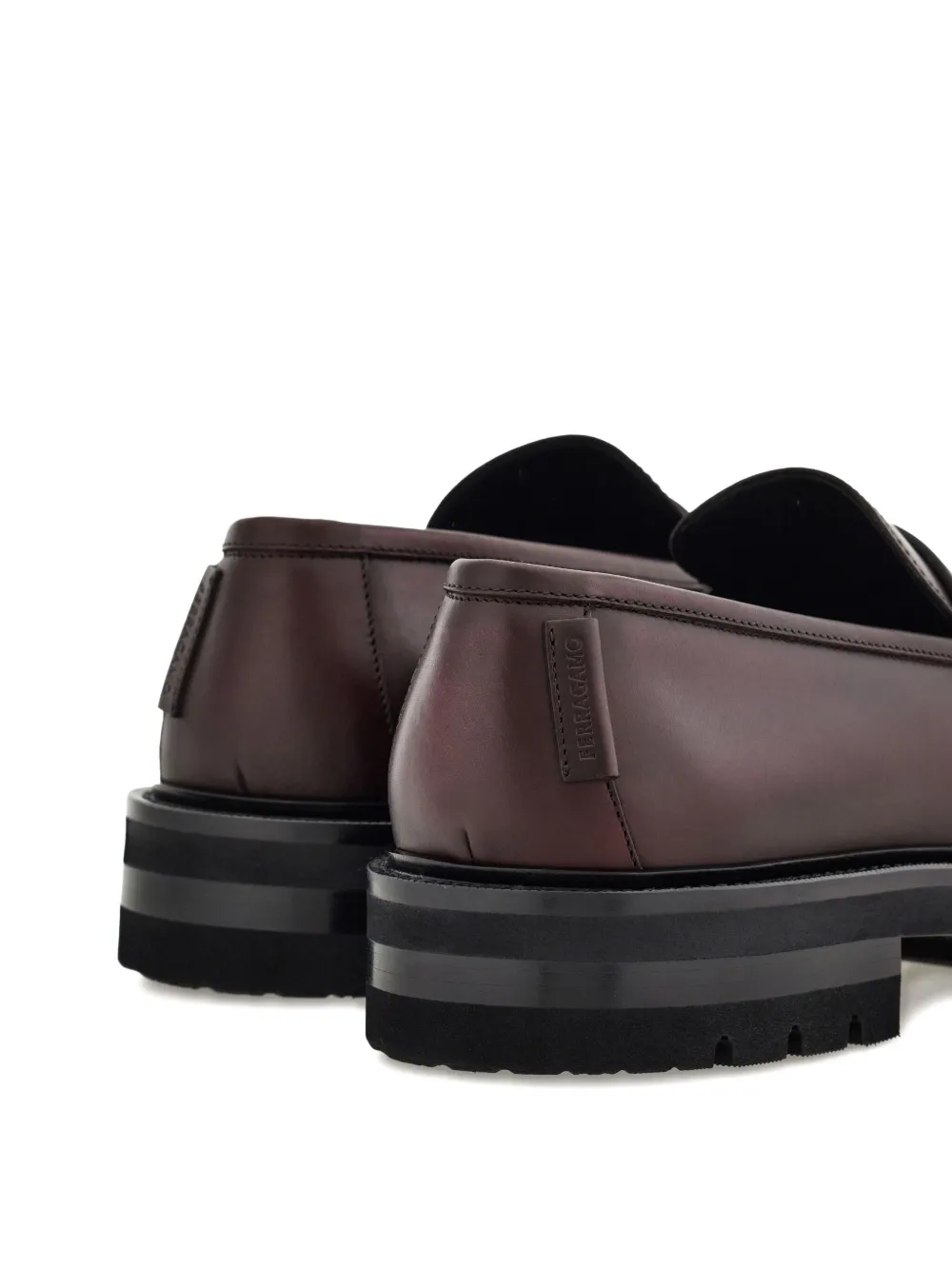 Ferragamo Loafers met zadelbandje Bruin