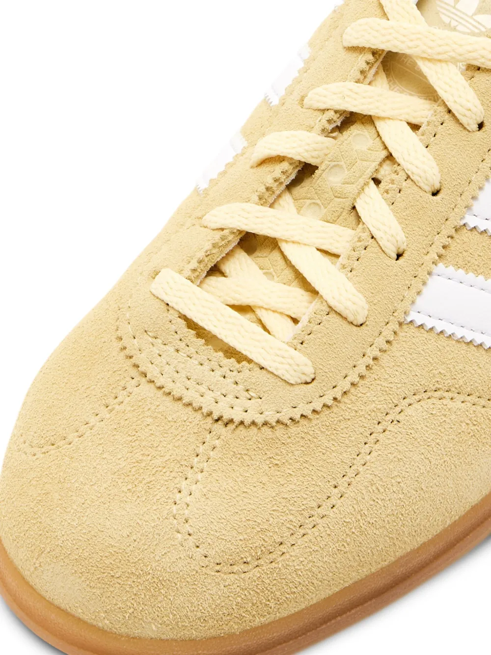 adidas Gazello Lo 3-Stripes suede sneakers Yellow