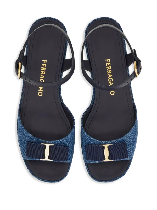 【FERRAGAMO】リボンディテールサンダル Ferragamo リボンディテール プラットフォームサンダル | ブルー
