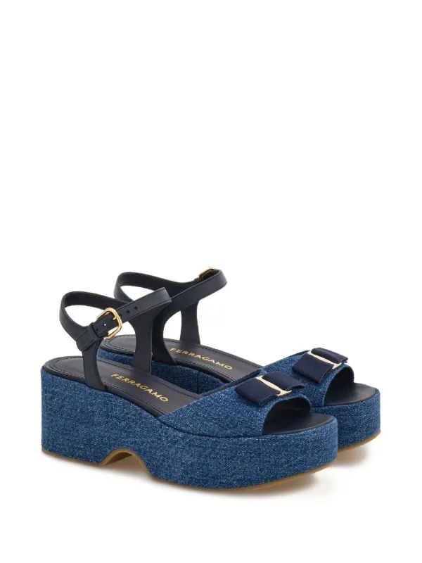 【FERRAGAMO】リボンディテールサンダル Ferragamo リボンディテール プラットフォームサンダル | ブルー