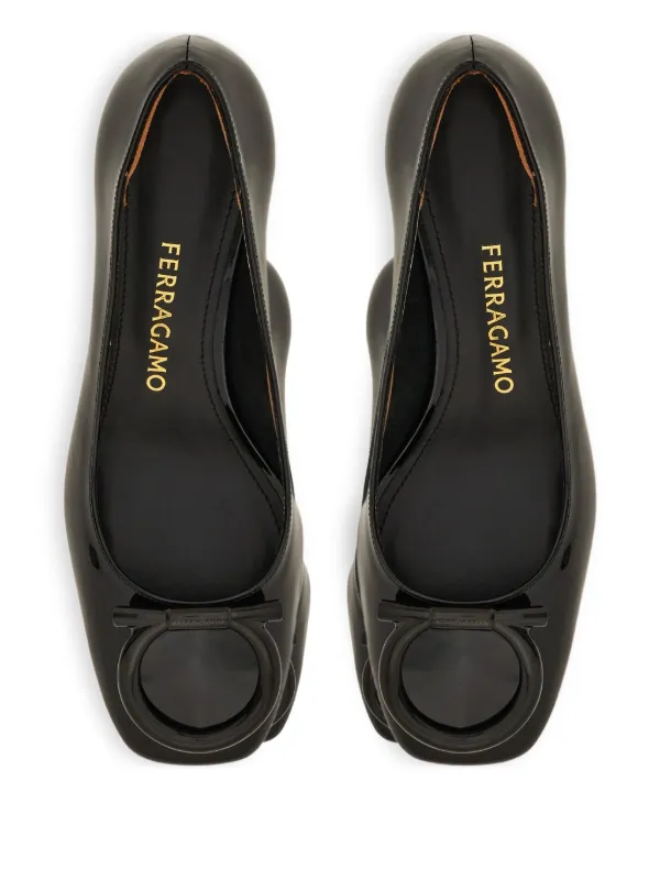 Ferragamo 黒 スクエアトゥ Ferragamo スクエアトゥ パンプス | ブラック | FARFETCH JP