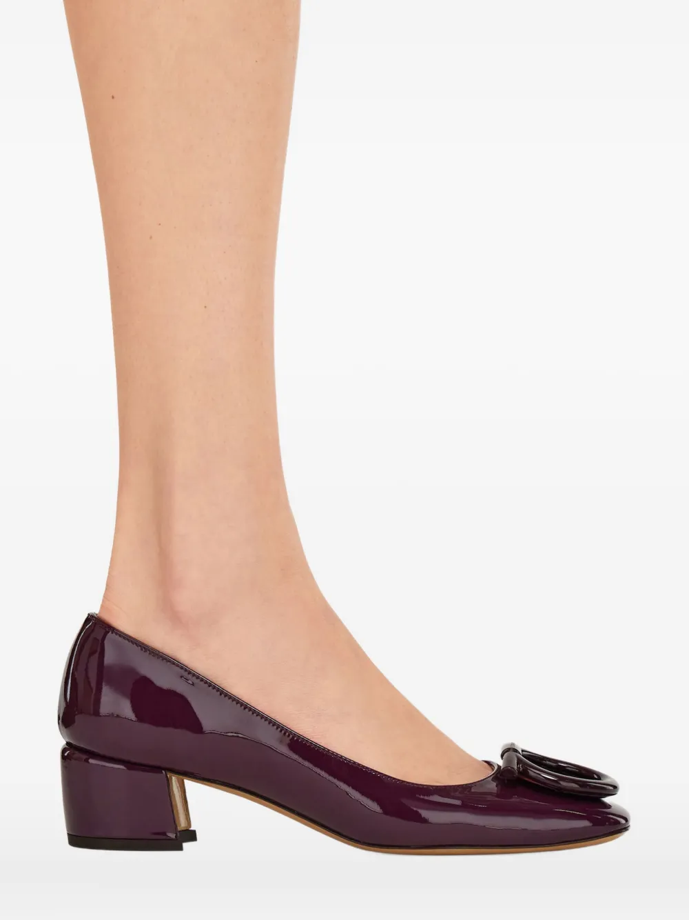 Ferragamo 40 mm pumps met vierkant neus Rood