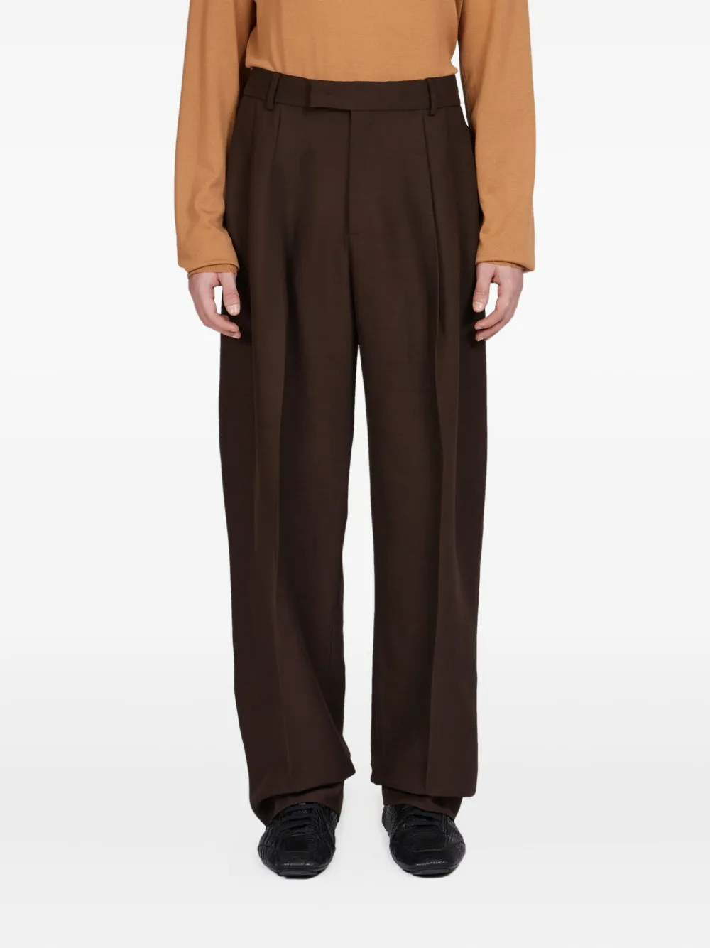 Ferragamo Pleated Tailored Trousers In Green