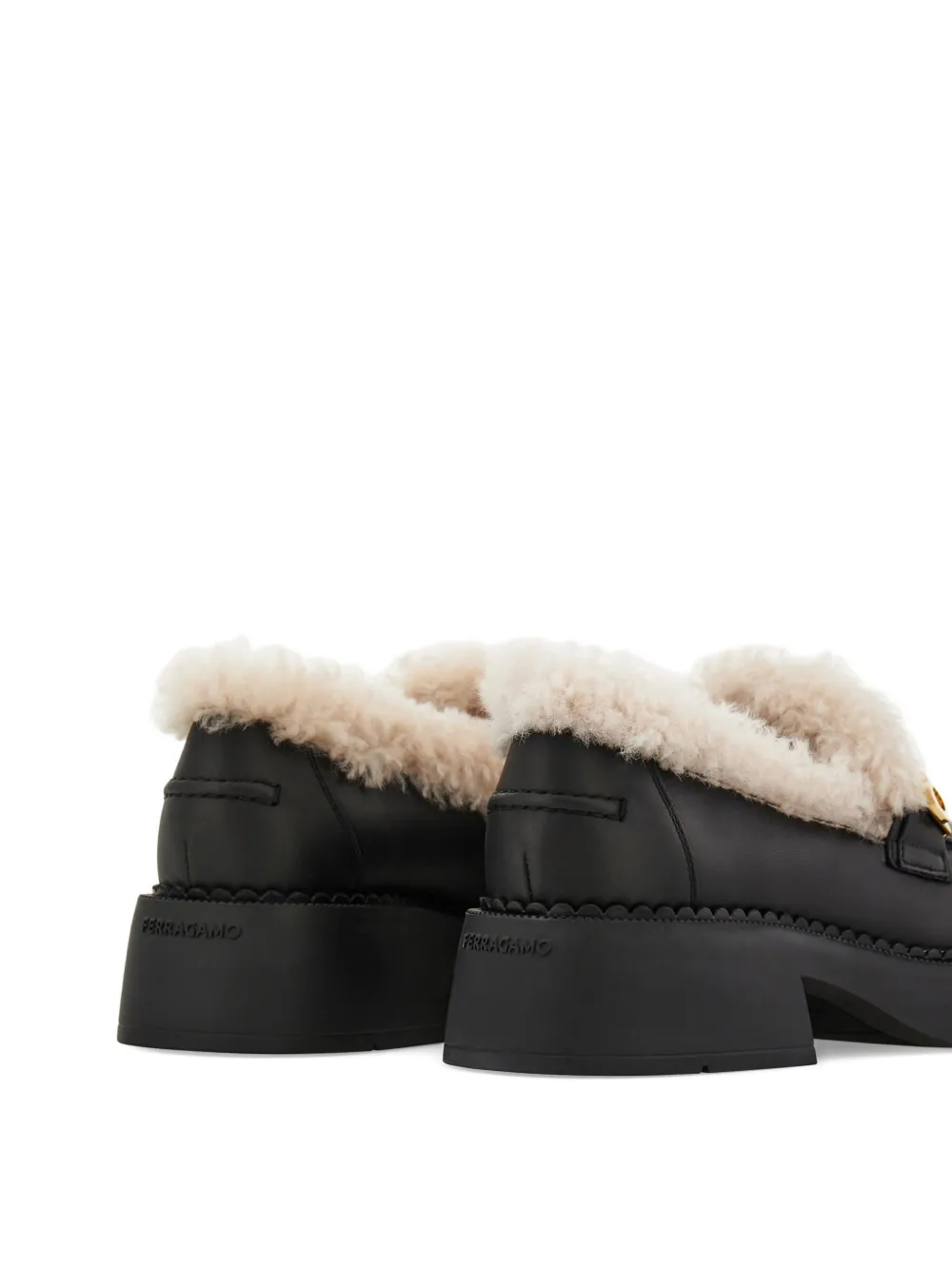 Ferragamo Hug-buckle loafers Zwart