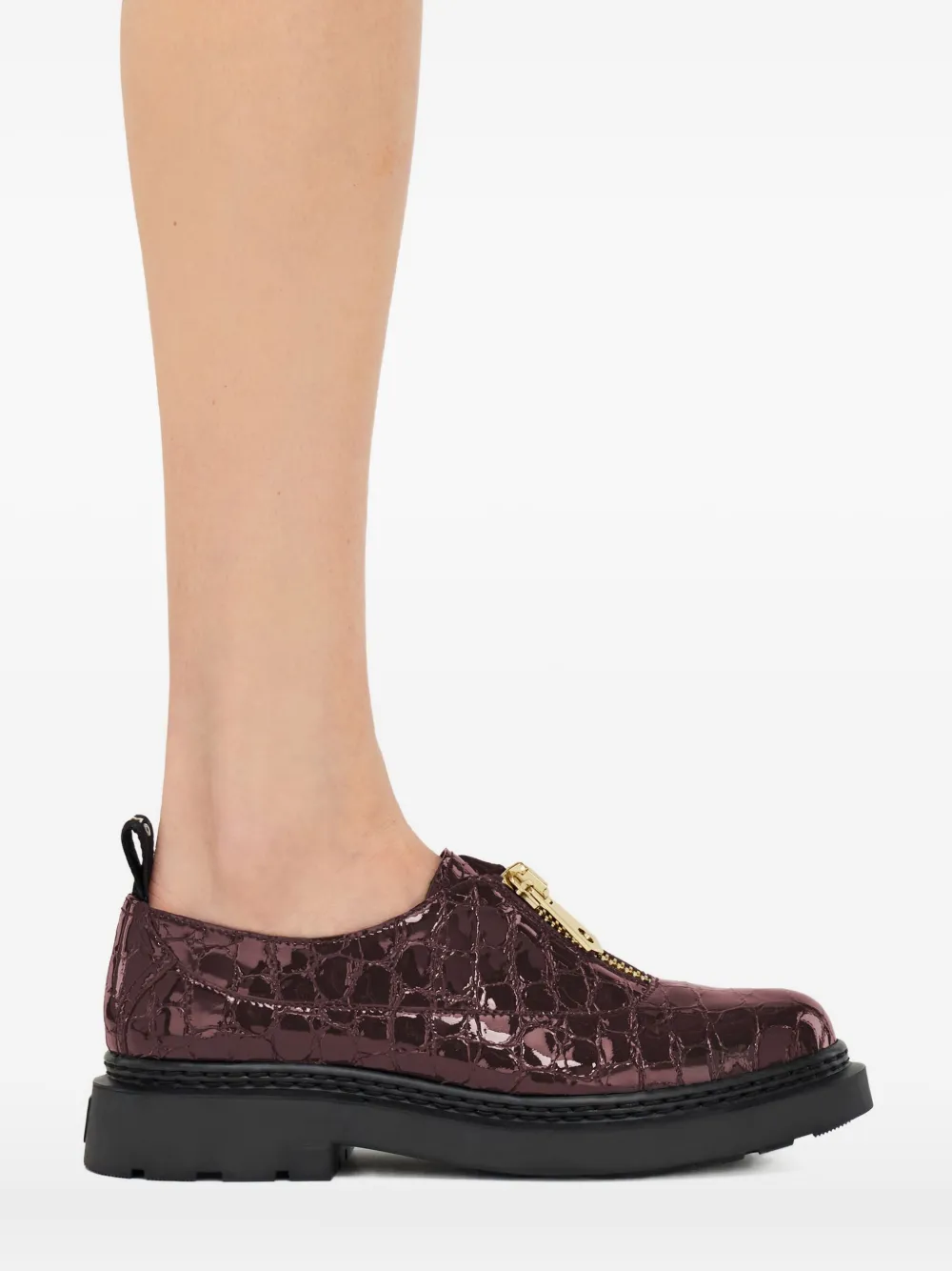 Ferragamo Derby schoenen met krokodillen-reliëf en rits Paars