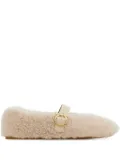 Ferragamo shearling buckled ballet flats - Neutrals