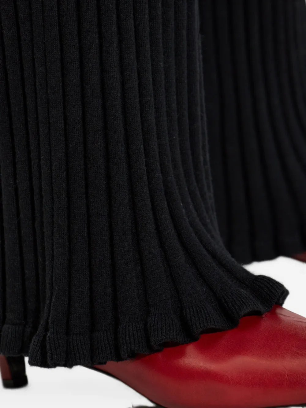 Lisa Yang ribbed-knit flared trousers Zwart