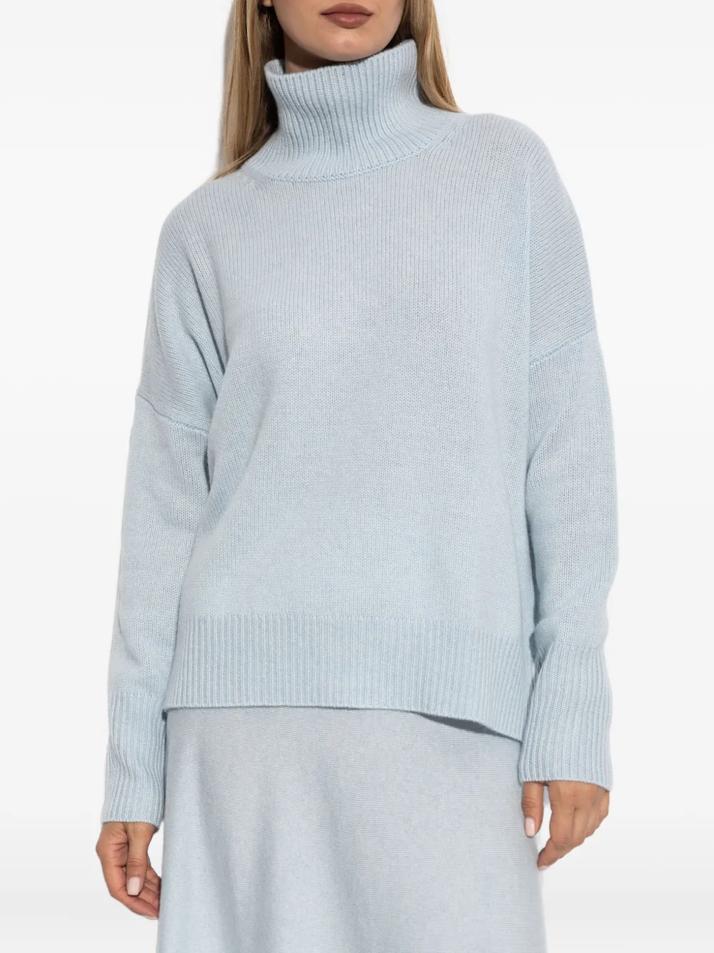 Lisa Yang Kasjmier coltrui Blauw