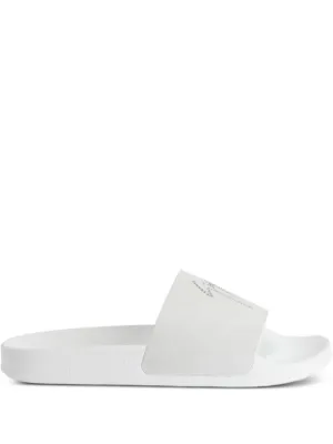 Ferragamo ロゴ サンダル | ホワイト | FARFETCH JP