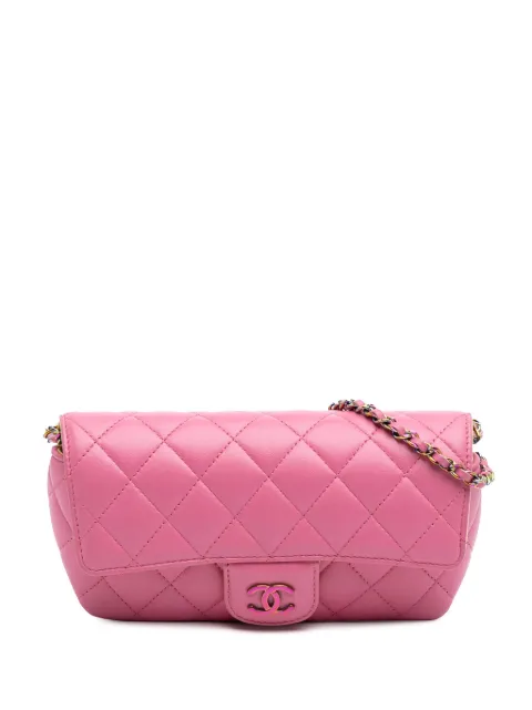 CHANEL Pre-Owned 2021 CC Quilted Lambskin Sunglasses Case with Chain crossbody bag