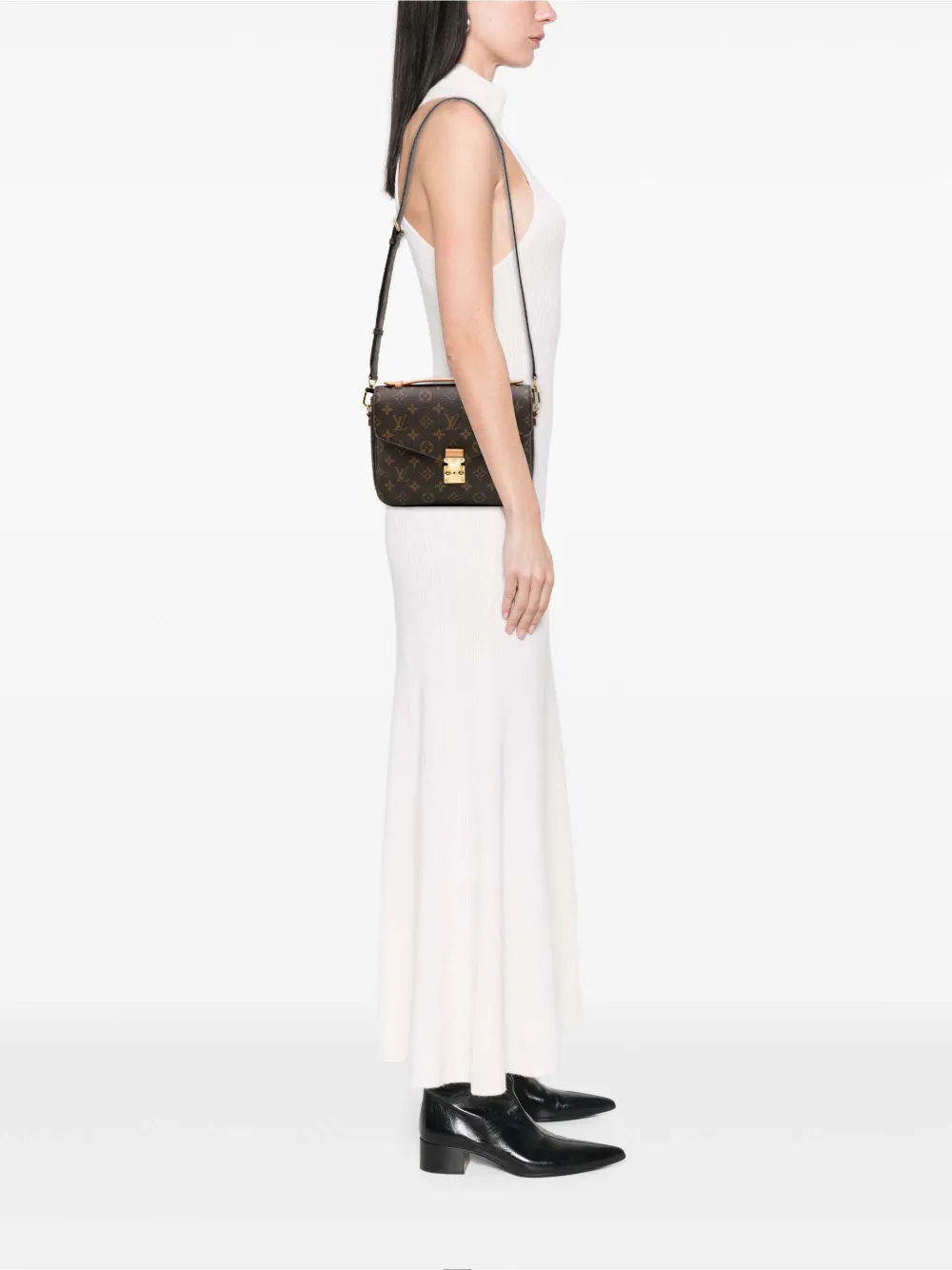 Louis Vuitton Pre-Owned 2021-2025 Monogram Pochette Metis satchel | Pre-Owned | Image 2