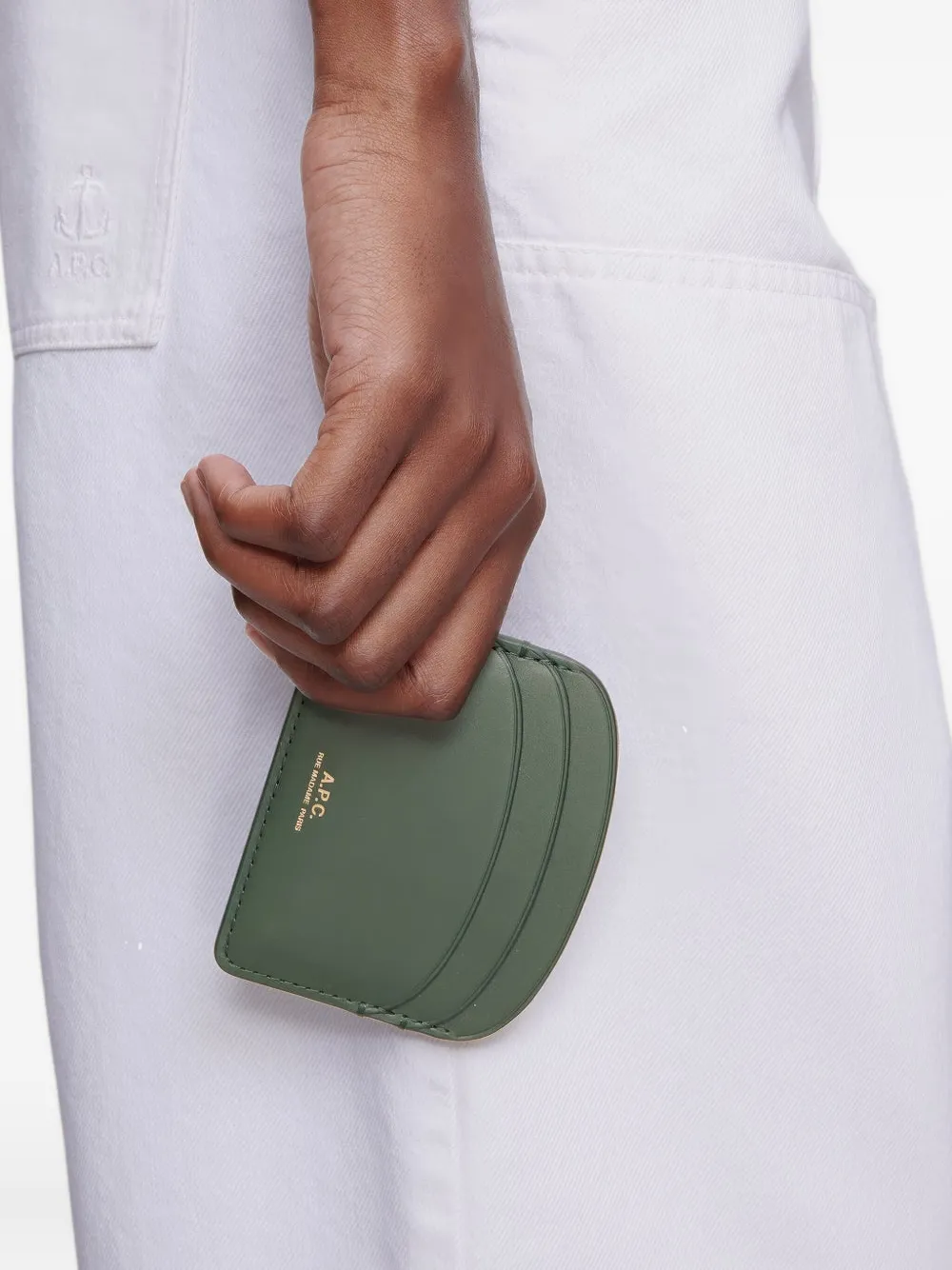 A.P.C. Curved Leather Wallet | Green | Image 1