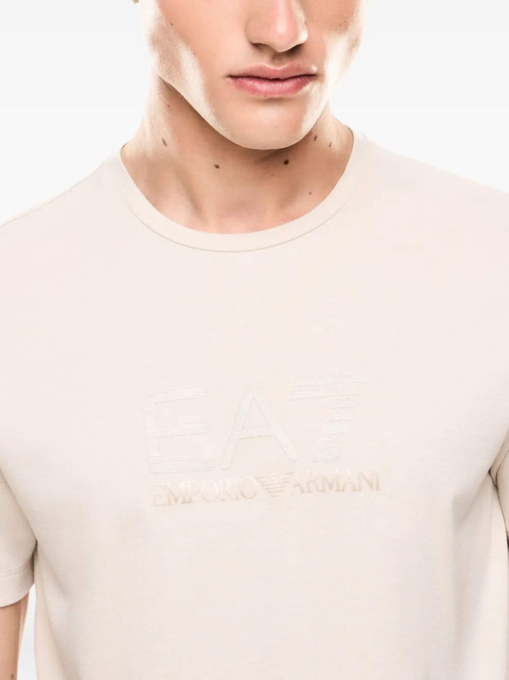 Ea7 Emporio Armani T-shirt met geborduurd logo U1086 BEIGE
