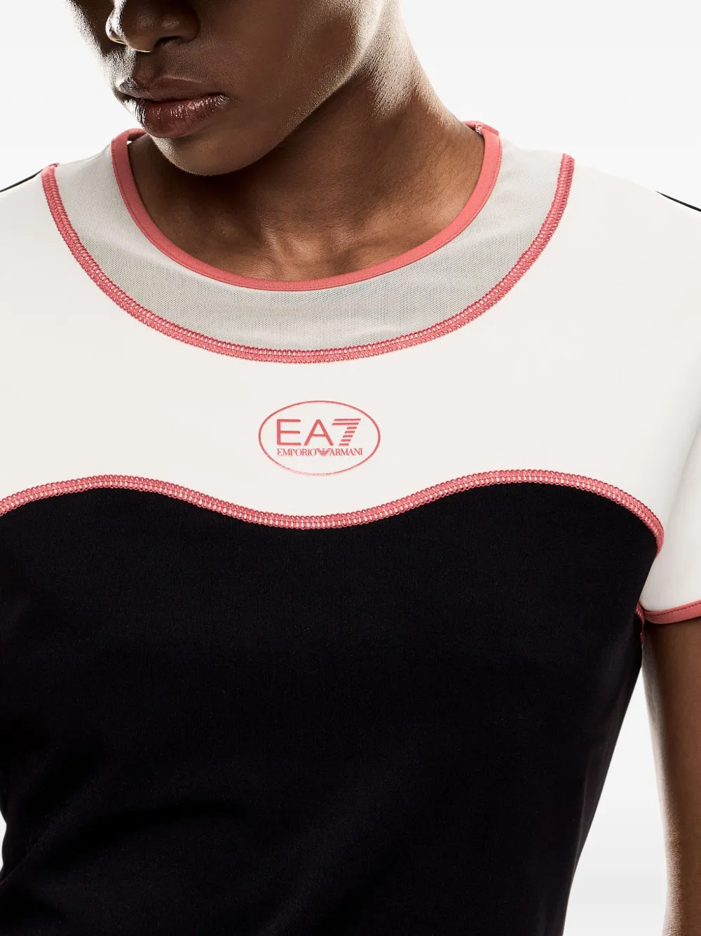 Ea7 Emporio Armani T-shirt met colourblocking Zwart