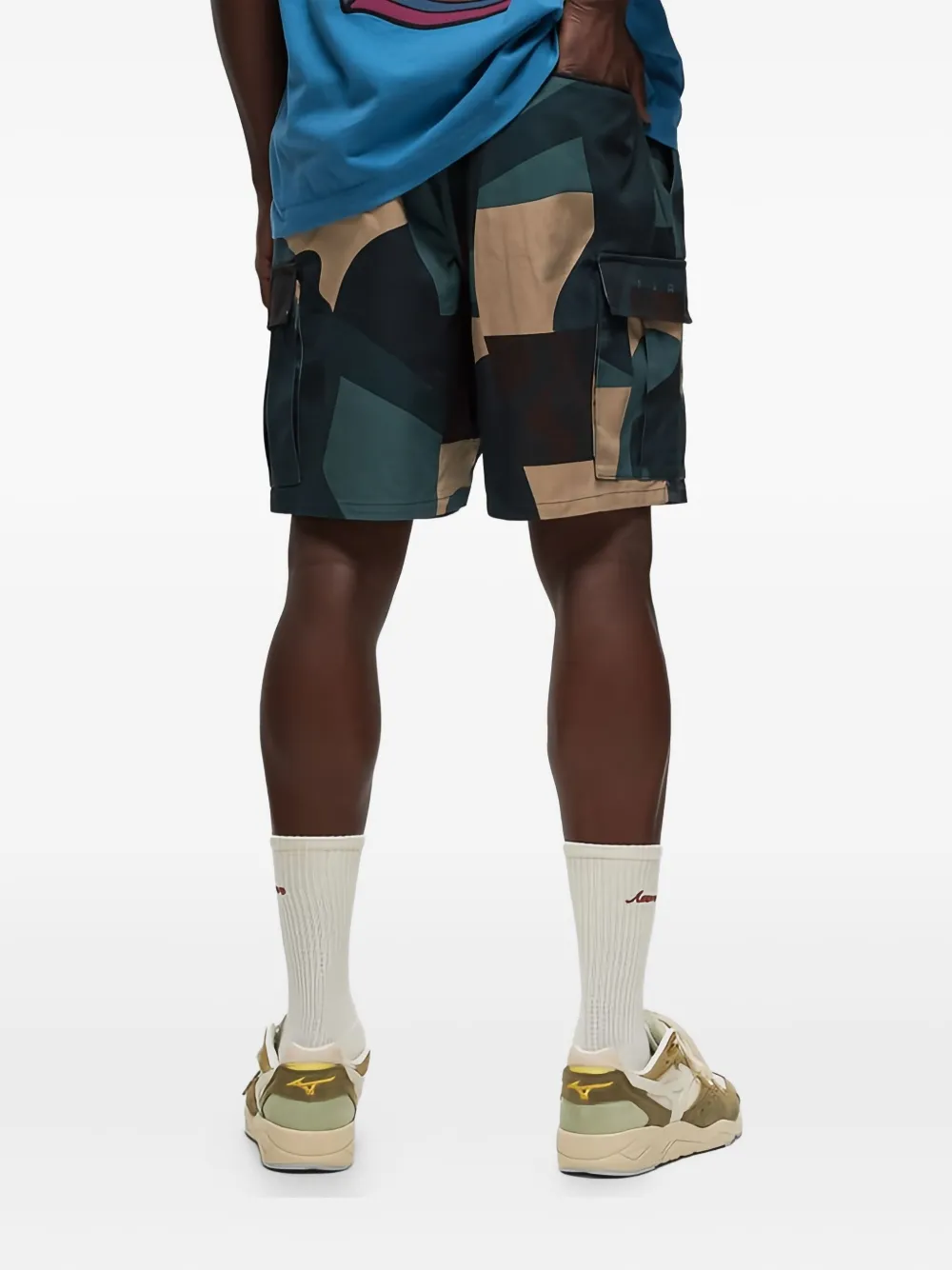 By Parra Cargo-pocket Abstract-print Shorts In Multi