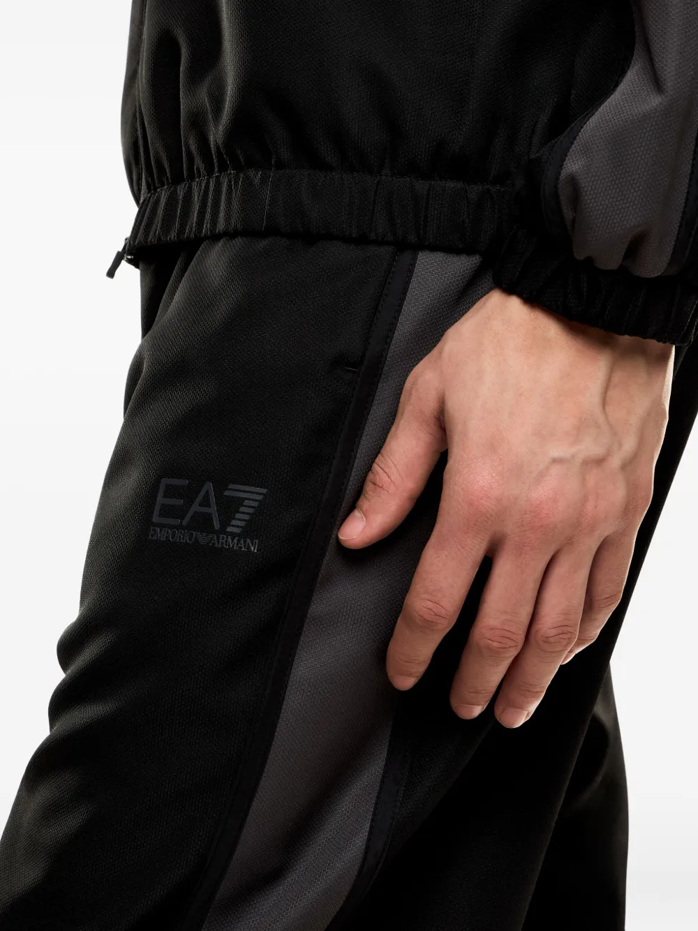 Ea7 Emporio Armani Trainingspak met logoprint Zwart