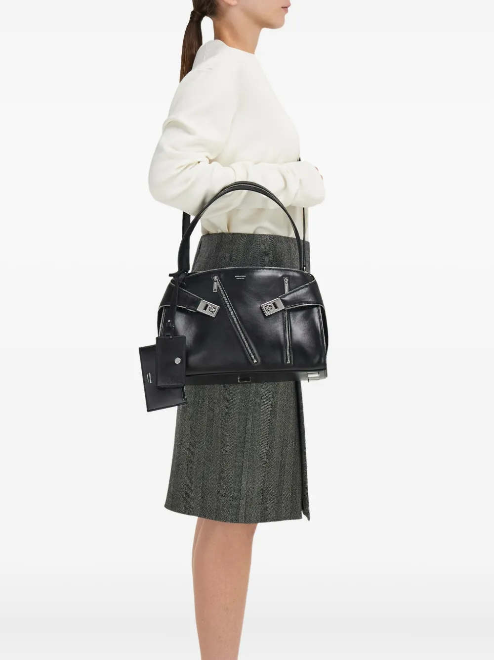 Ferragamo medium Hug Soft zip-detail shoulder bag - Zwart