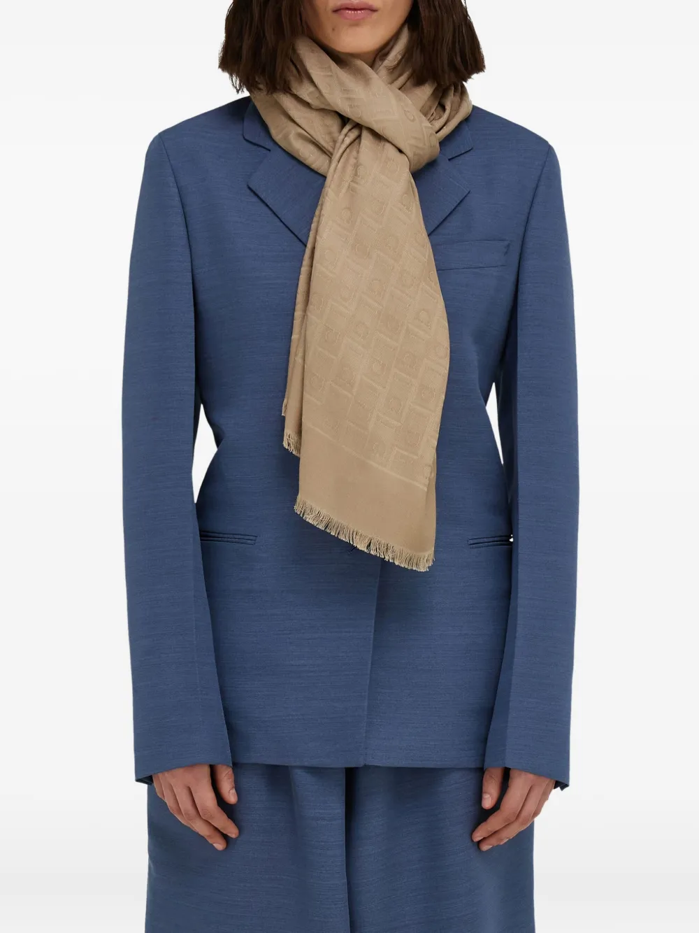 Ferragamo jacquard fringed scarf - Beige