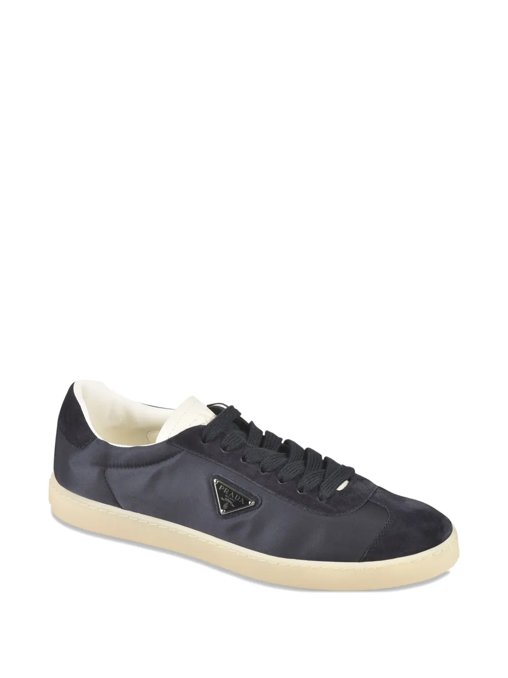 Prada Sneakers met suède vlakken Blauw