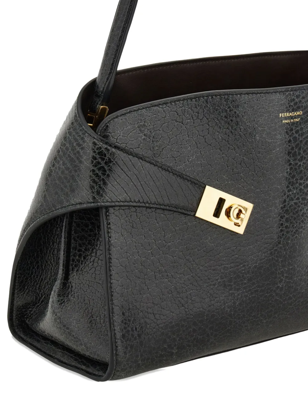 Ferragamo medium Hug leather shoulder bag Zwart