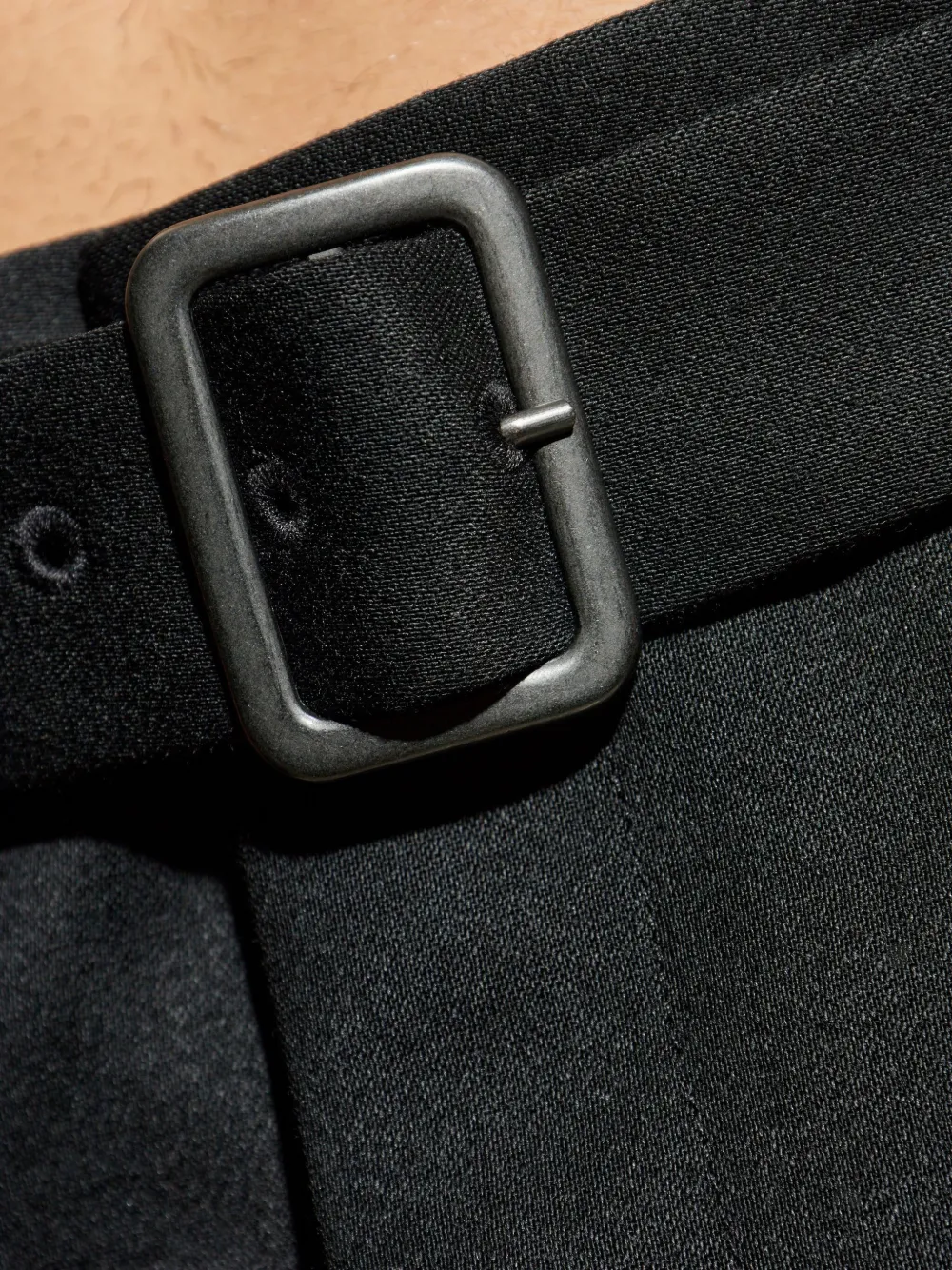 MM6 Maison Margiela belted trousers Zwart
