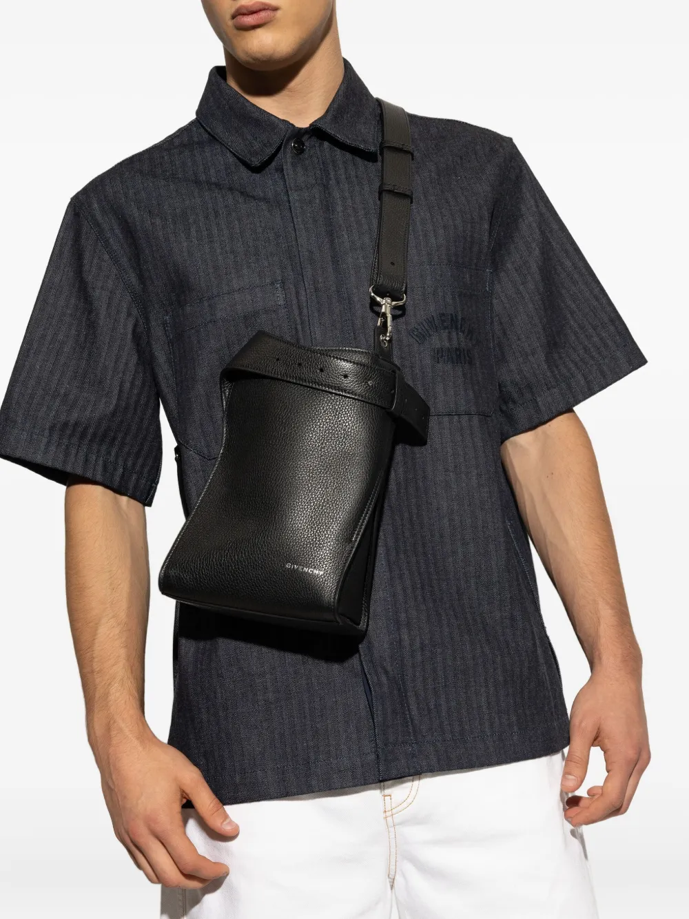 Givenchy Kleine leren messengertas met riem - Zwart
