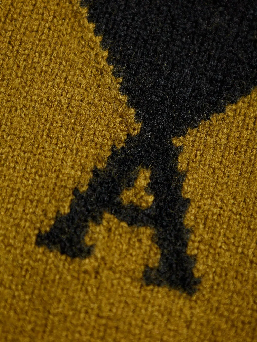 AMI Paris Ami de Coeur wool cardigan Geel