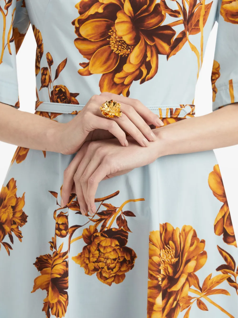 Oscar de la Renta Peony bloemvormige neus - Goud