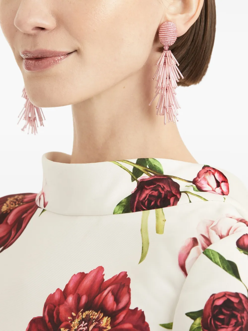 Oscar de la Renta beaded tassel dangling earrings - Roze